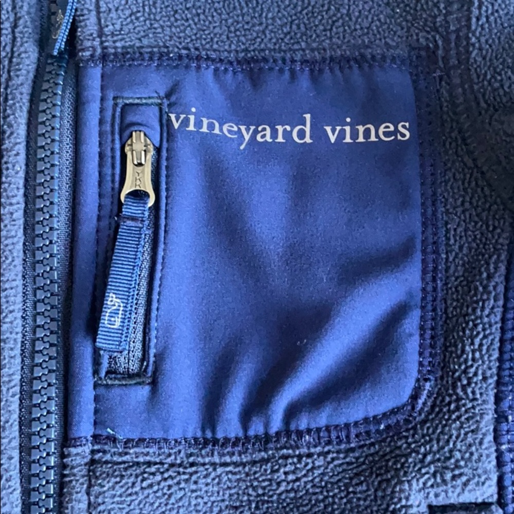 🐳 Toddler Vineyard Vines Fleece 🐳 - Picture 7 of 9